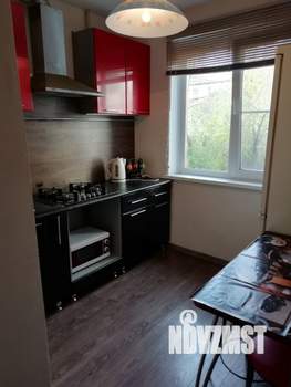 1-к квартира, посуточно, 33м2, 3/5 этаж