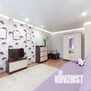 1-к квартира, посуточно, 41м2, 1/10 этаж