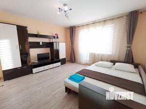 1-к квартира, посуточно, 43м2, 1/1 этаж