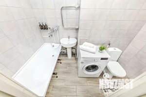 1-к квартира, посуточно, 43м2, 1/1 этаж