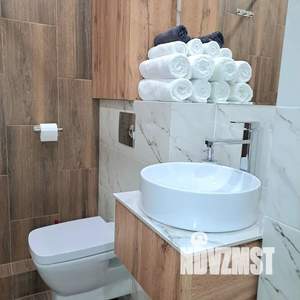 2-к квартира, посуточно, 56м2, 6/15 этаж