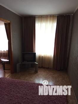 3-к квартира, посуточно, 65м2, 1/5 этаж