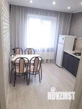 1-к квартира, посуточно, 41м2, 1/10 этаж