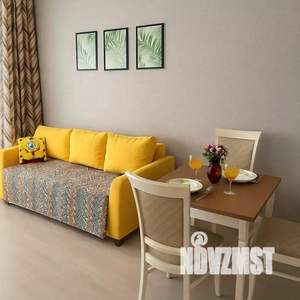 1-к квартира, посуточно, 57м2, 1/1 этаж