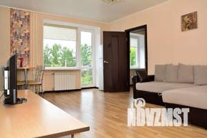 2-к квартира, посуточно, 45м2, 3/5 этаж