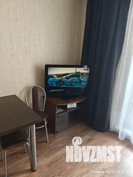 Студия квартира, посуточно, 28м2, 5/17 этаж