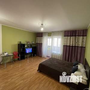 Студия квартира, посуточно, 36м2, 6/10 этаж