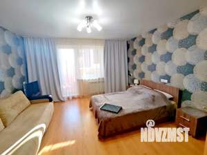 1-к квартира, посуточно, 42м2, 7/10 этаж