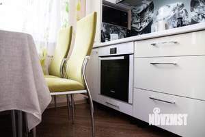 1-к квартира, посуточно, 48м2, 1/1 этаж