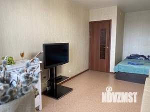 1-к квартира, посуточно, 35м2, 1/1 этаж