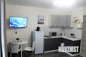 Студия квартира, посуточно, 24м2, 10/18 этаж