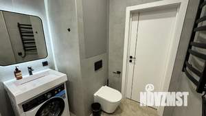 Студия квартира, посуточно, 47м2, 13/25 этаж