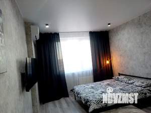 Студия квартира, посуточно, 28м2, 3/25 этаж