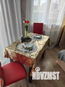 Студия квартира, посуточно, 40м2, 13/19 этаж