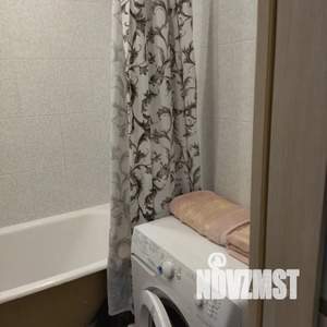 1-к квартира, посуточно, 40м2, 9/9 этаж