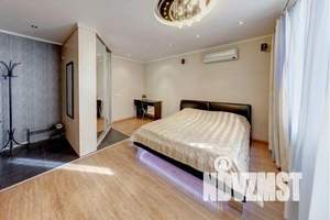 1-к квартира, посуточно, 43м2, 2/10 этаж