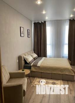 Студия квартира, посуточно, 25м2, 17/19 этаж