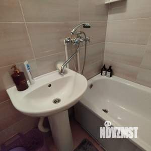 1-к квартира, посуточно, 41м2, 7/10 этаж