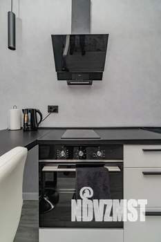 Студия квартира, посуточно, 33м2, 15/20 этаж