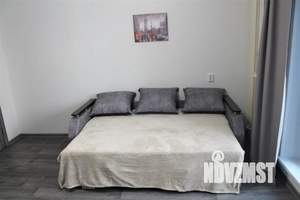 Студия квартира, посуточно, 24м2, 10/18 этаж