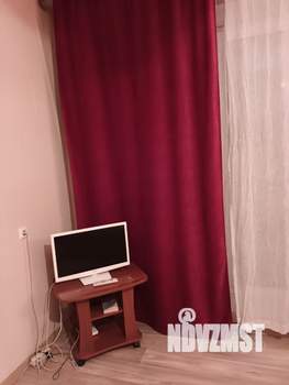 1-к квартира, посуточно, 40м2, 4/10 этаж