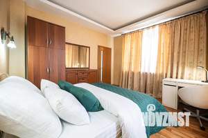 2-к квартира, посуточно, 65м2, 4/8 этаж