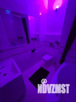 1-к квартира, посуточно, 44м2, 6/18 этаж