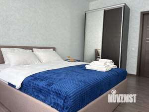 1-к квартира, посуточно, 54м2, 13/25 этаж