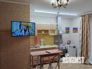 Студия квартира, посуточно, 30м2, 1/10 этаж