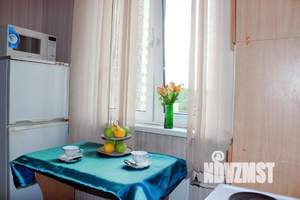 1-к квартира, посуточно, 54м2, 1/1 этаж