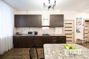 3-к квартира, посуточно, 70м2, 1/1 этаж