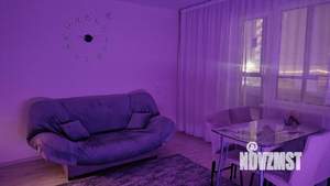 1-к квартира, посуточно, 42м2, 2/10 этаж