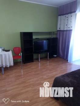 Студия квартира, посуточно, 36м2, 6/10 этаж