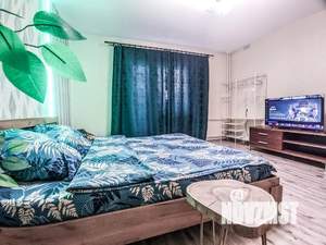 1-к квартира, посуточно, 44м2, 7/10 этаж