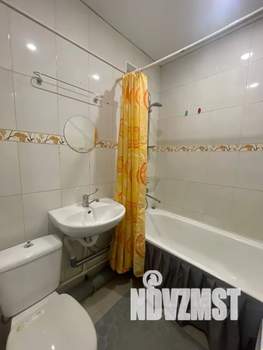 Студия квартира, посуточно, 35м2, 1/2 этаж