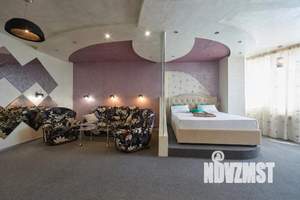 1-к квартира, посуточно, 50м2, 1/1 этаж