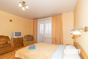 2-к квартира, посуточно, 72м2, 1/10 этаж