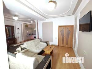 2-к квартира, посуточно, 67м2, 7/10 этаж