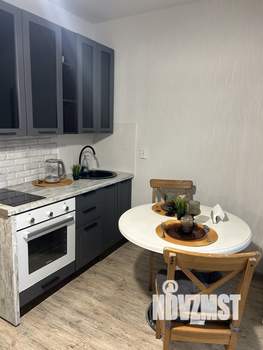 Студия квартира, посуточно, 27м2, 3/10 этаж