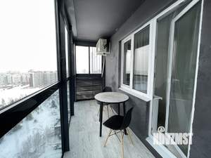 Студия квартира, на длительный срок, 32м2, 17/18 этаж