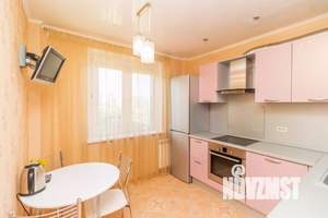 1-к квартира, посуточно, 41м2, 1/1 этаж