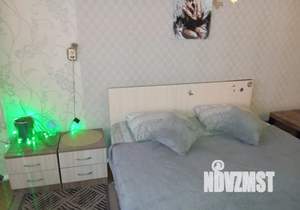 Студия квартира, посуточно, 27м2, 3/5 этаж