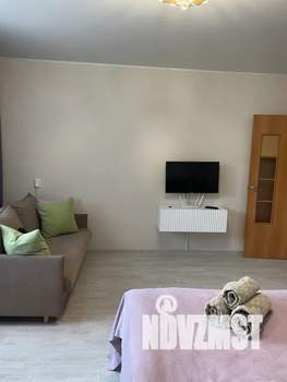 1-к квартира, посуточно, 40м2, 2/10 этаж