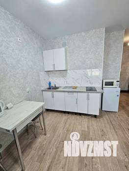 1-к квартира, посуточно, 30м2, 12/18 этаж