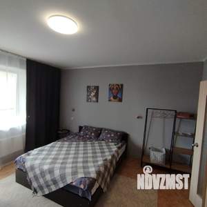 1-к квартира, посуточно, 41м2, 7/10 этаж