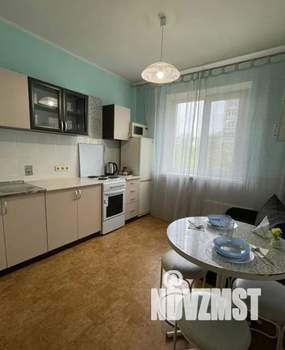 1-к квартира, посуточно, 42м2, 4/10 этаж