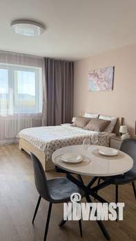 Студия квартира, посуточно, 37м2, 8/17 этаж