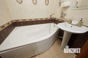 1-к квартира, посуточно, 41м2, 1/1 этаж