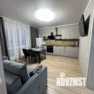 2-к квартира, посуточно, 57м2, 1/1 этаж