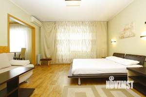 1-к квартира, посуточно, 43м2, 1/1 этаж